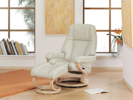 Click to view product Himolla Zerostress Carron Recliner